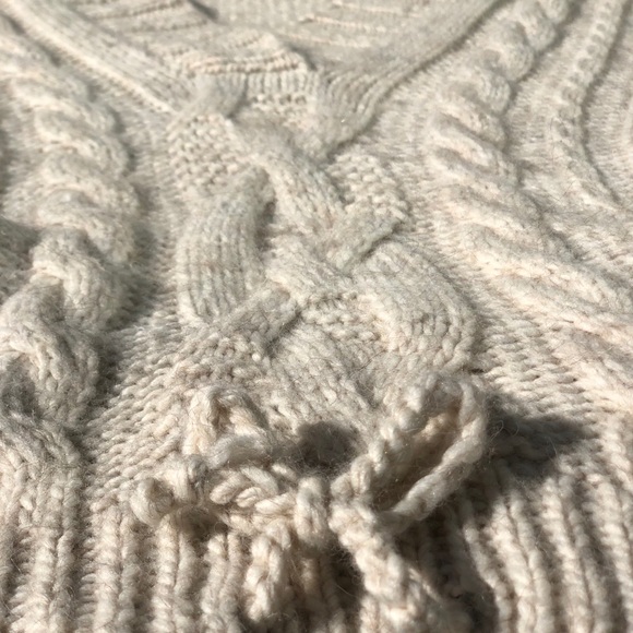 American Eagle Cozy Cream short-sleeve sweater - Picture 13 of 16